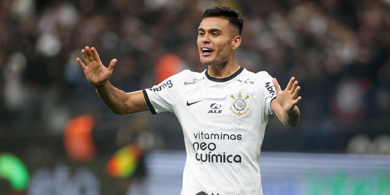 Corinthians espera proposta de clube italiano para negociar passe de Fausto Vera